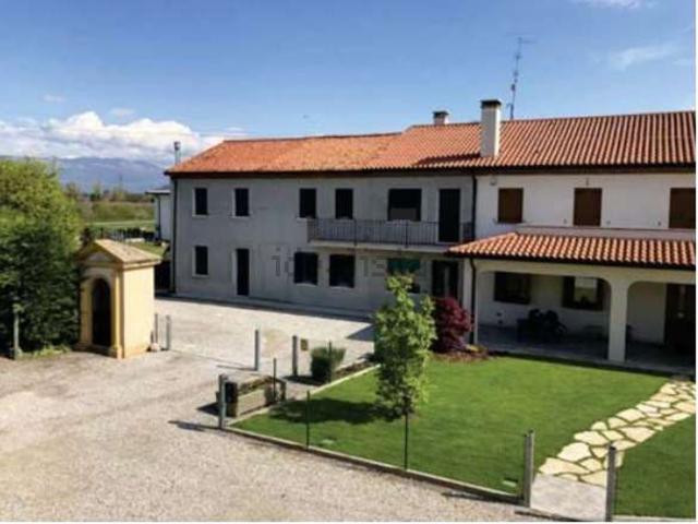 Villetta bifamiliare in vendita di 174 m² in Via Vallonto