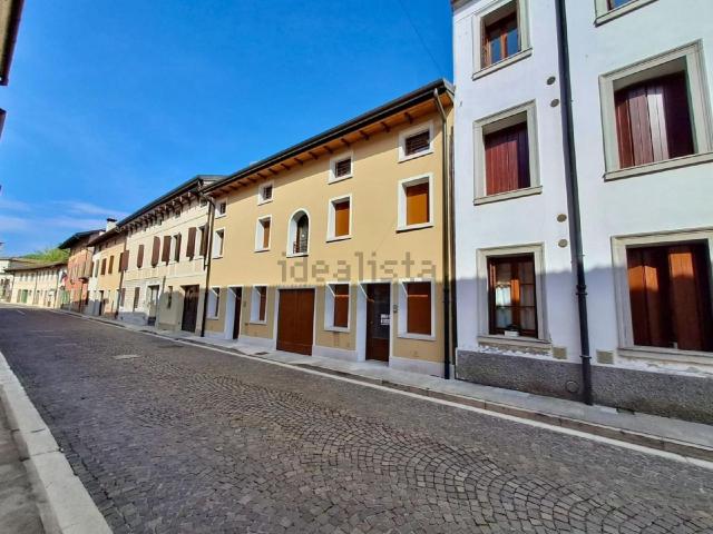 Villetta bifamiliare in vendita di 174 m²