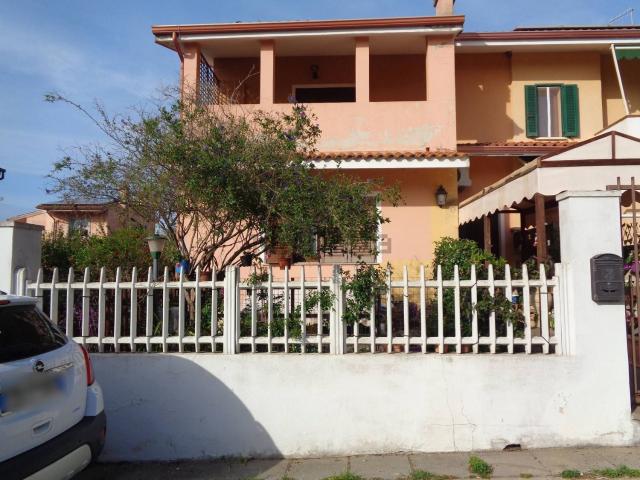 Villetta bifamiliare in vendita di 175 m² in Via dei Larici