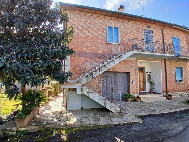 Villetta bifamiliare in vendita di 175 m²