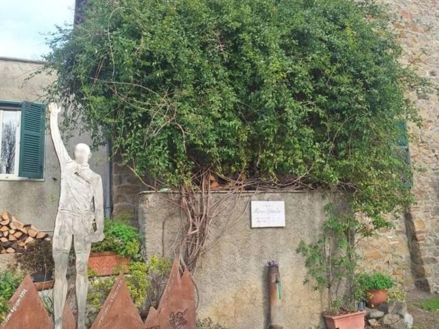 Villetta bifamiliare in vendita di 183 m² in Località Poggio Murella
