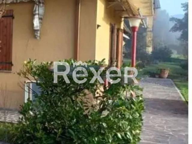 Villetta bifamiliare in vendita di 183 m² in Località Rossoio