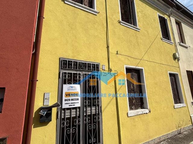 Villetta bifamiliare in vendita di 183 m²