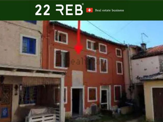 Villetta bifamiliare in vendita di 180 m² in Contrada Berti