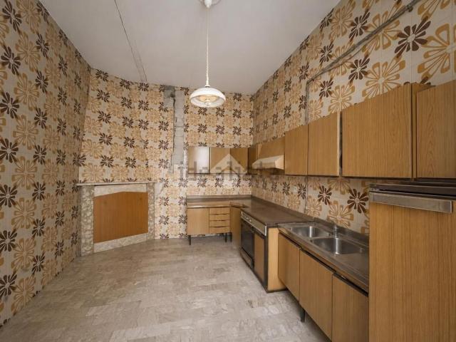 Villetta bifamiliare in vendita di 180 m² in Via Valera, 2