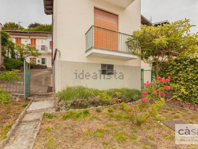 Villetta bifamiliare in vendita di 180 m² in Via Anadiga, 5