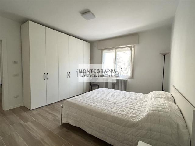 Villetta bifamiliare in vendita di 180 m² in Via Canaletto