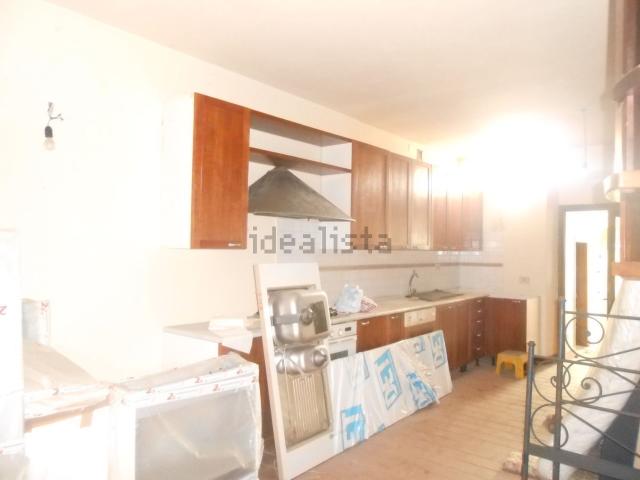 Villetta bifamiliare in vendita di 180 m² in Via del Magazzeno