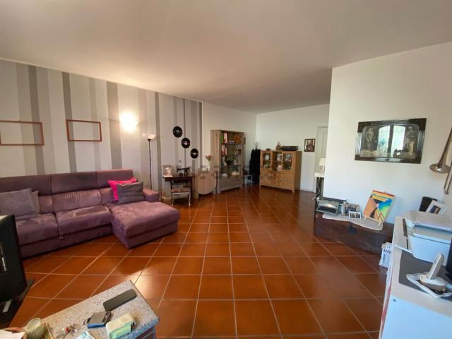 Villetta bifamiliare in vendita di 180 m² in Via di Spalti Ponente, 14
