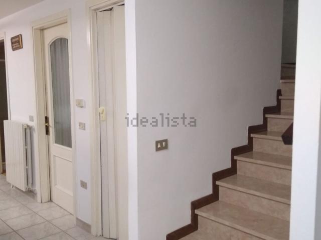 Villetta bifamiliare in vendita di 180 m² in Via Emilia