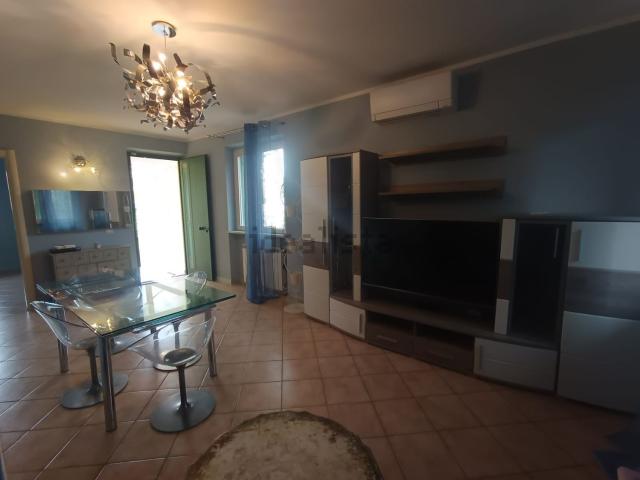 Villetta bifamiliare in vendita di 180 m² in Via L. Galvani, 20