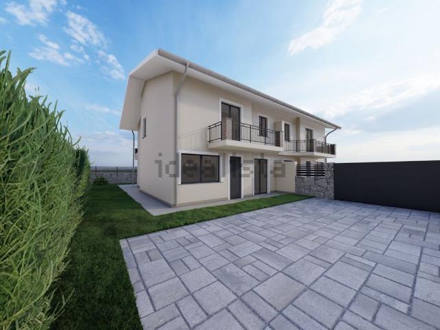 Villetta bifamiliare in vendita di 180 m² in Via Loreto Balatelle
