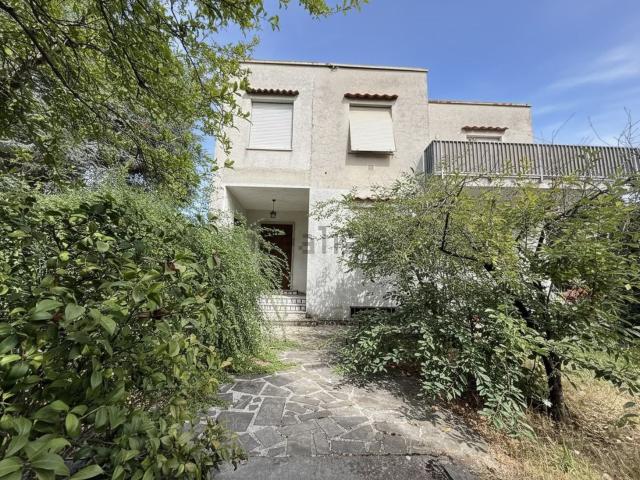 Villetta bifamiliare in vendita di 180 m² in Viale Roma