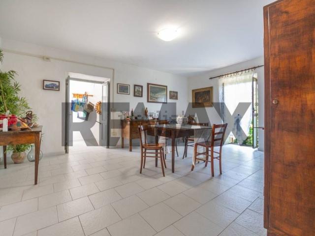Villetta bifamiliare in vendita di 180 m²