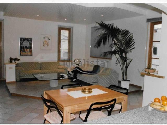 Villetta bifamiliare in vendita di 180 m²