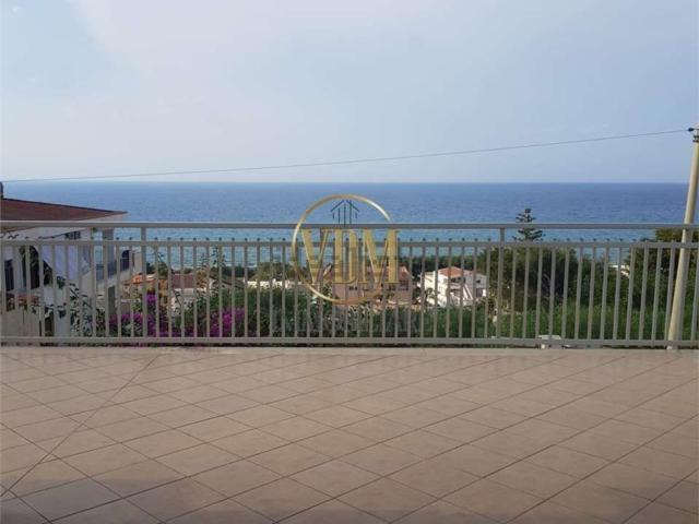 Villetta bifamiliare in vendita di 180 m²
