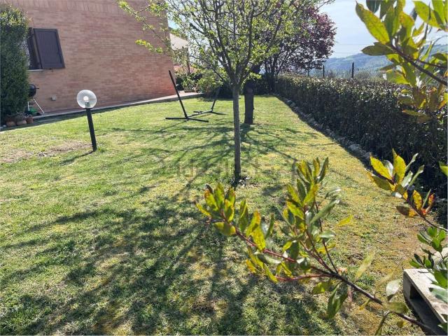 Villetta bifamiliare in vendita di 180 m²