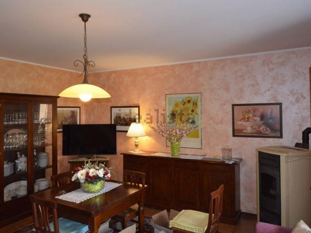 Villetta bifamiliare in vendita di 180 m²
