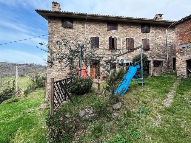 Villetta bifamiliare in vendita di 180 m²