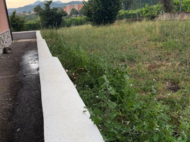 Villetta bifamiliare in vendita di 181 m² in Contrada San Sabino