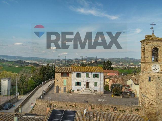 Villetta bifamiliare in vendita di 181 m² in Via XXIV Maggio, 10