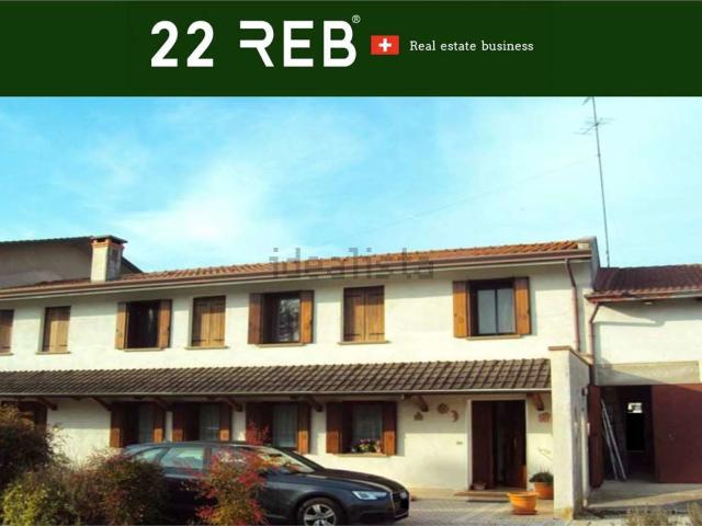 Villetta bifamiliare in vendita di 182 m² in Via Castella