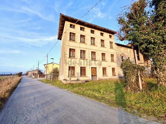 Villetta bifamiliare in vendita di 182 m²