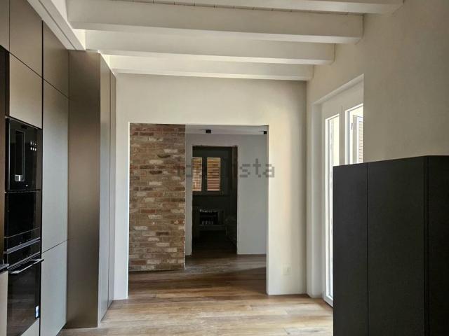 Villetta bifamiliare in vendita di 184 m² in Strada Orlandi, 1