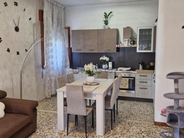 Villetta bifamiliare in vendita di 185 m² in Corso Risorgimento, 43