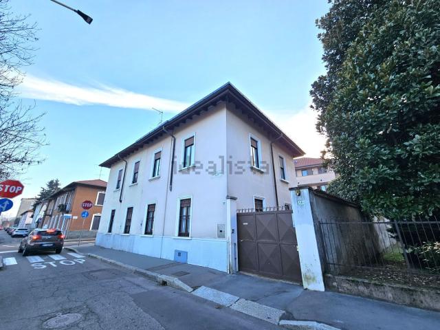 Villetta bifamiliare in vendita di 185 m² in Via Carlo dell&apos Acqua