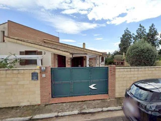 Villetta bifamiliare in vendita di 185 m² in Via Nurra, 55