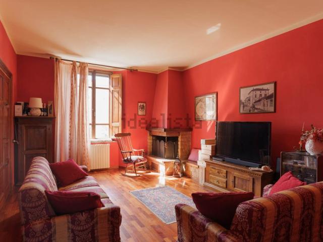 Villetta bifamiliare in vendita di 185 m² in Viale Cesare Battisti