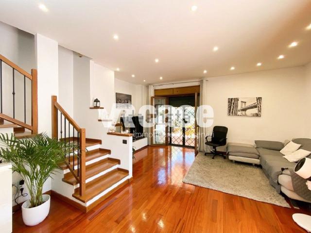 Villetta bifamiliare in vendita di 185 m² in Viale Guglielmo Marconi