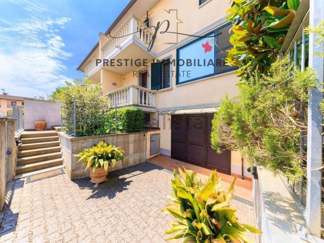Villetta bifamiliare in vendita di 185 m²