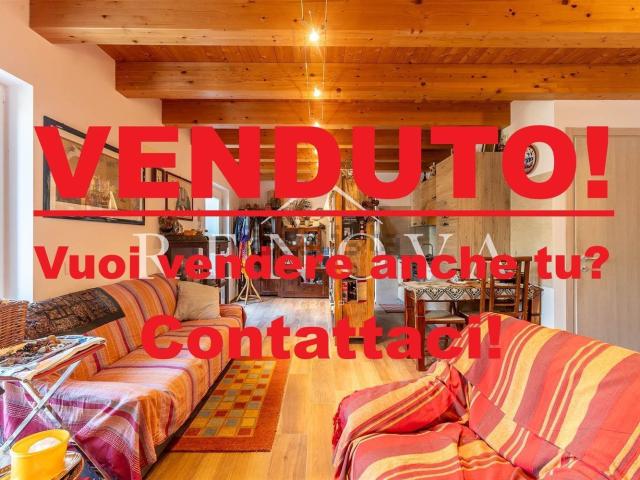 Villetta bifamiliare in vendita di 189 m² in Via Don Giovanni Salzani