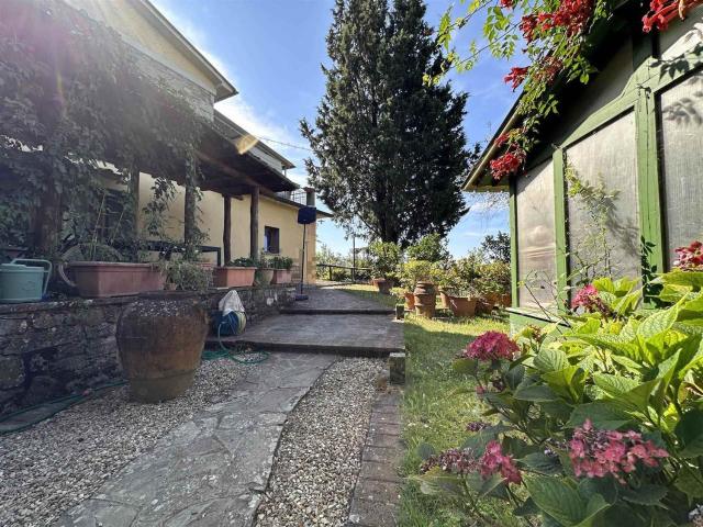 Villetta bifamiliare in vendita di 189 m²