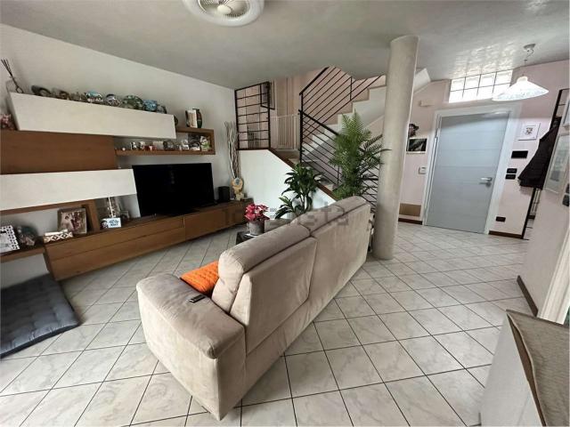 Villetta bifamiliare in vendita di 189 m²