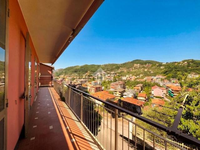 Villetta bifamiliare in vendita di 190 m² in Via Privata Giovanni XXIII