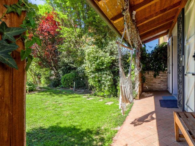 Villetta bifamiliare in vendita di 190 m² in Via Pradalbino, 50