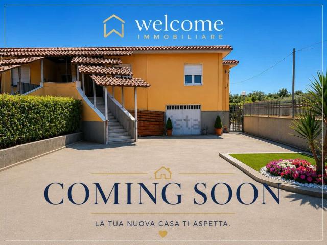Villetta bifamiliare in vendita di 190 m² in Via Ripuaria
