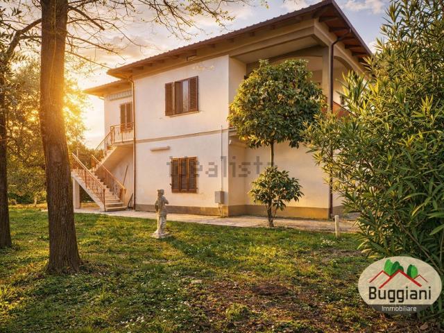 Villetta bifamiliare in vendita di 190 m²