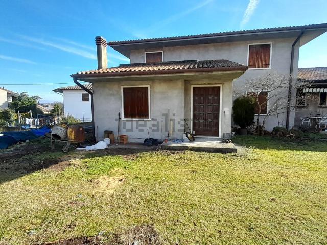 Villetta bifamiliare in vendita di 190 m²