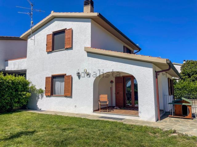 Villetta bifamiliare in vendita di 190 m²