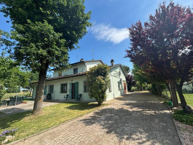 Villetta bifamiliare in vendita di 190 m²