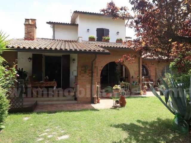 Villetta bifamiliare in vendita di 191 m²