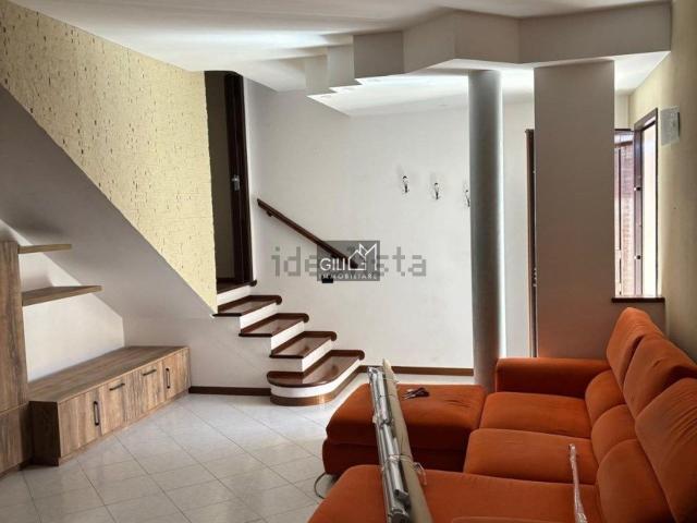 Villetta bifamiliare in vendita di 192 m² in Via del Rio
