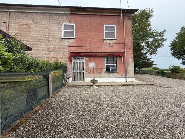 Villetta bifamiliare in vendita di 192 m² in Via delle Venezie