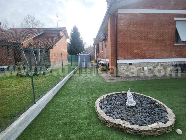 Villetta bifamiliare in vendita di 197 m² in Piazza Martiri della Libertà, 26