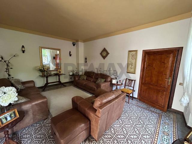 Villetta bifamiliare in vendita di 197 m² in Via Prati