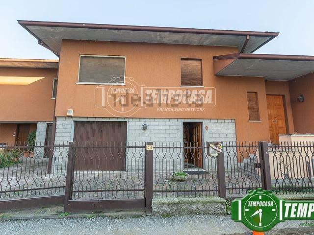 Villetta bifamiliare in vendita di 194 m² in Via XX Settembre